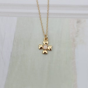 Gold Opal Clover Necklace, Lucky Clover with Opal Necklace, Good Luck Opal Stone Pendant Necklace for Women, Four Leaf Clover Opal Necklace