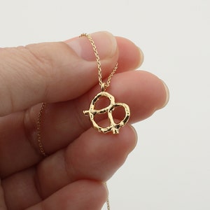 Shiny Gold Pretzel Necklace, Hammered Pretzel Knot Pendant Necklace, Tiny Pretzel Charm Necklace, Food Snack Jewelry, BFF Necklace