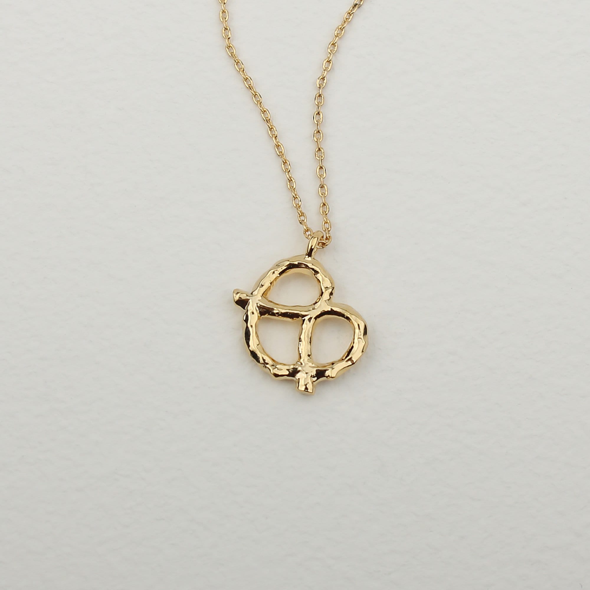 Shiny Gold Pretzel Necklace Hammered Pretzel Knot Pendant Etsy UK