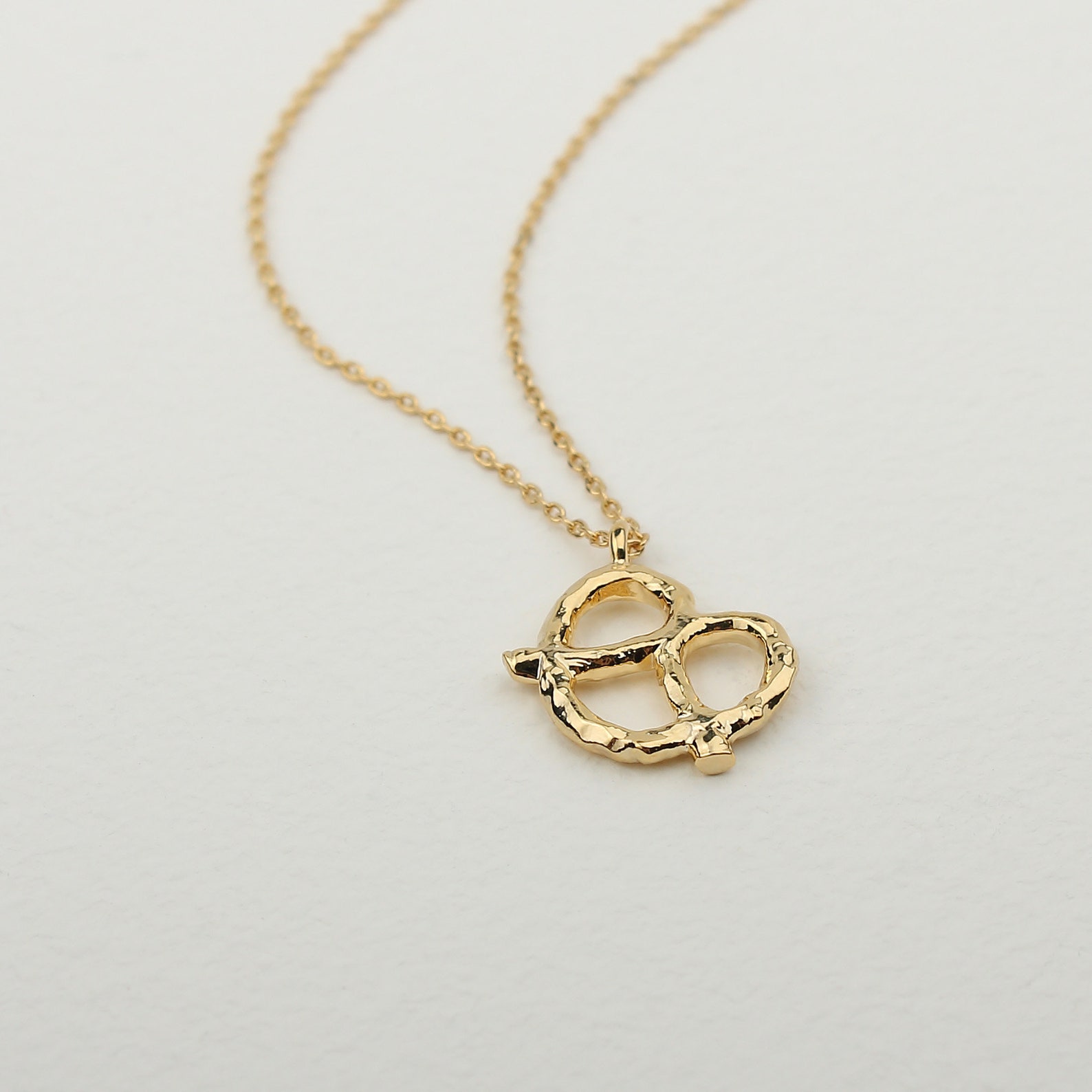 Shiny Gold Pretzel Necklace Hammered Pretzel Knot Pendant Etsy