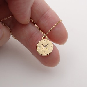Gold Intaglio Kompass Münze Halskette, Kompass Halskette, Nordstern, Medaillon Münzanhänger, Viel Glück Halskette