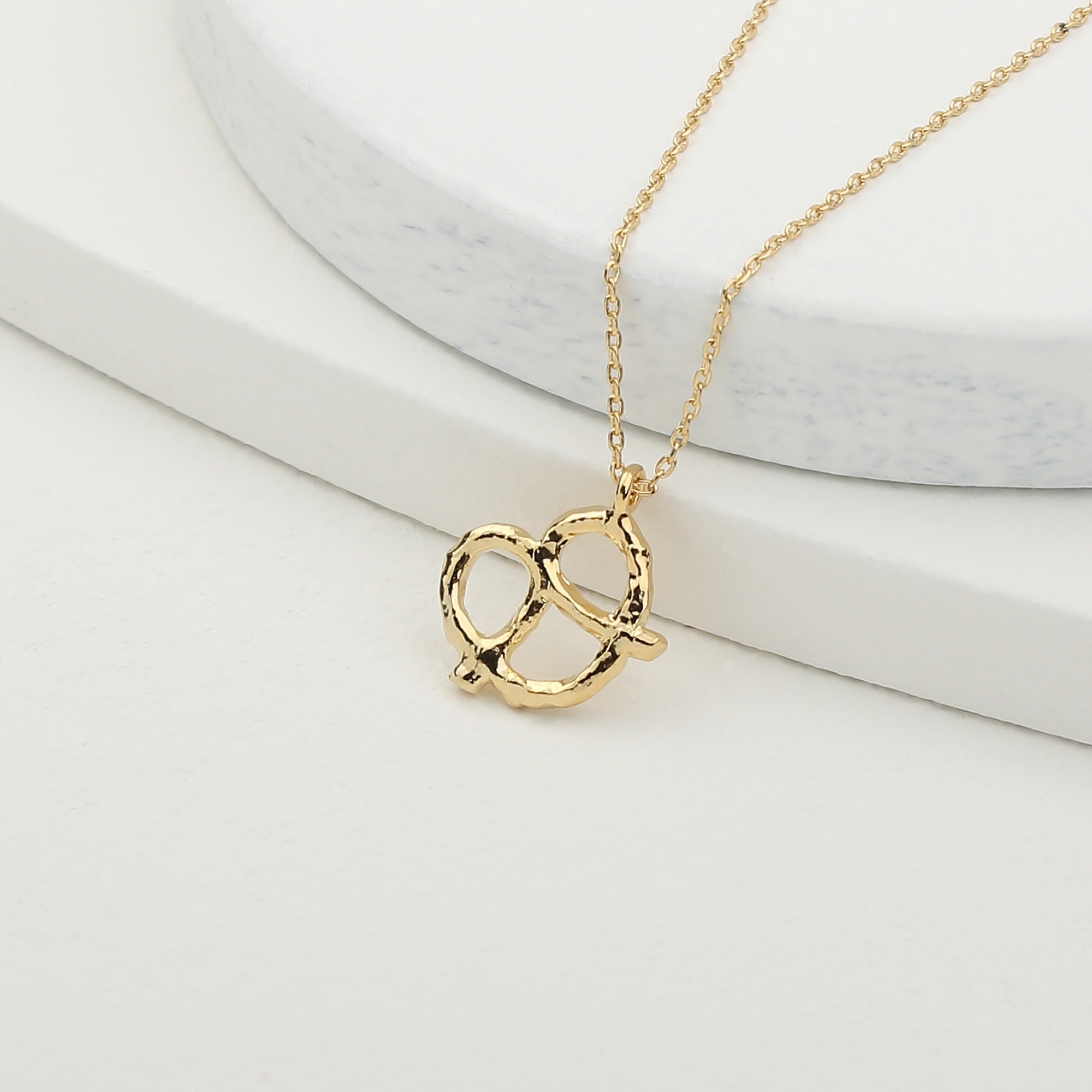 Shiny Gold Pretzel Necklace Hammered Pretzel Knot Pendant Etsy