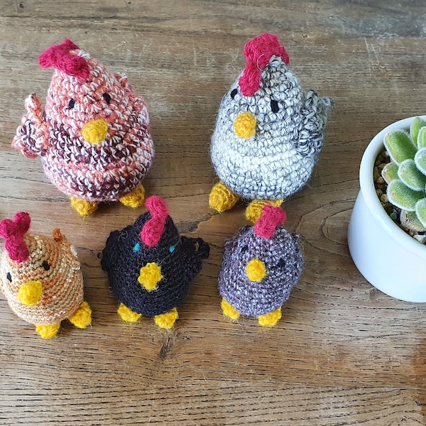 Chicken Crochet Pattern - Cute Amigurumi Toy Blueprint - English and Spanish - Stuffed Plushie Tutorial for DIY - Instant download PDF