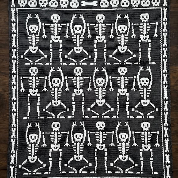 Dancing Skeletons blanket Tapestry crochet pattern – Halloween Throw Overlay Mosaic PDF
