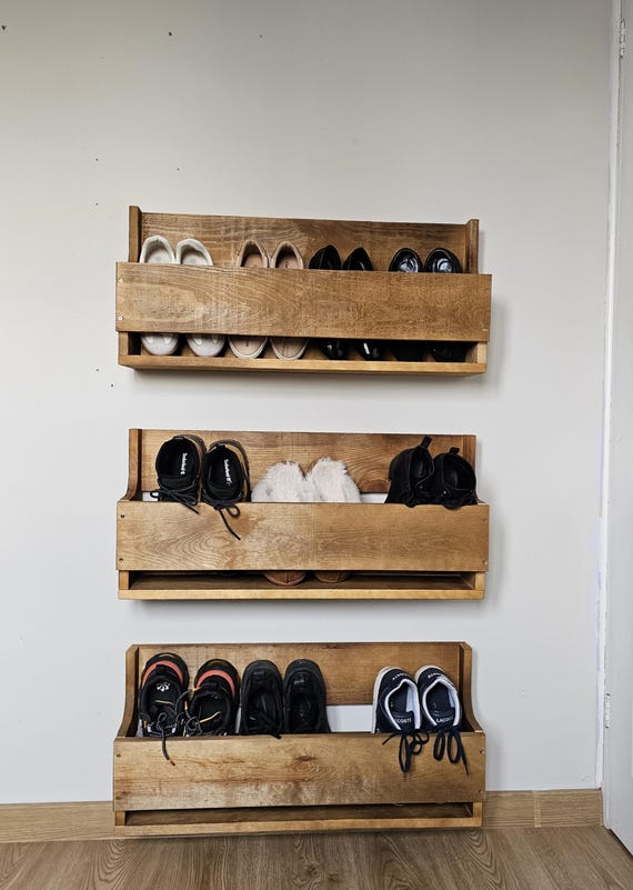 wall mounted solid oak shoe rack Solid Wood Wall Mounted Shoe Rack: Rustic Entryway Organizer UK