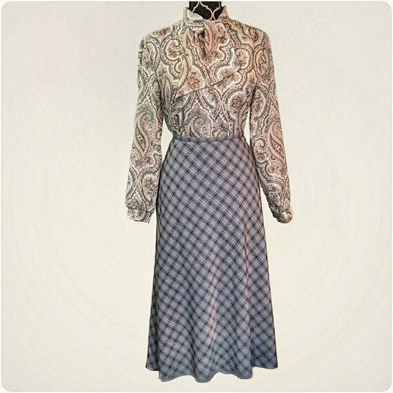 70s vintage check patterned skirt & paisley pussy