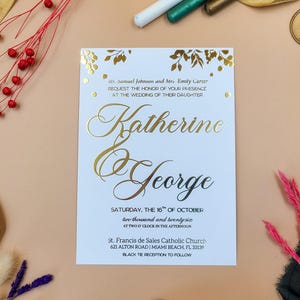 Elegante Hochzeitseinladung mit individuellem Monogramm und Bambus-Detail - Klassisches & Luxuriöses Design