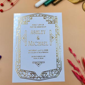 Faire-part de mariage en feuille d'or art déco | Faire-part de luxe à cadre géométrique | Carte de mariage formel personnalisée | Faire-part en acrylique blanc fin
