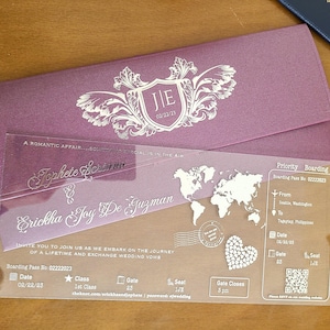 Convite de casamento com cartão de embarque em folha roxa e prateada, convite de acrílico prensado em folha, convite de ingresso exclusivo, convites personalizados