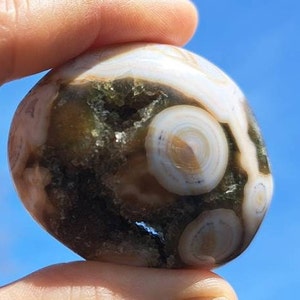 8th Vein Ocean Jasper Palmstone