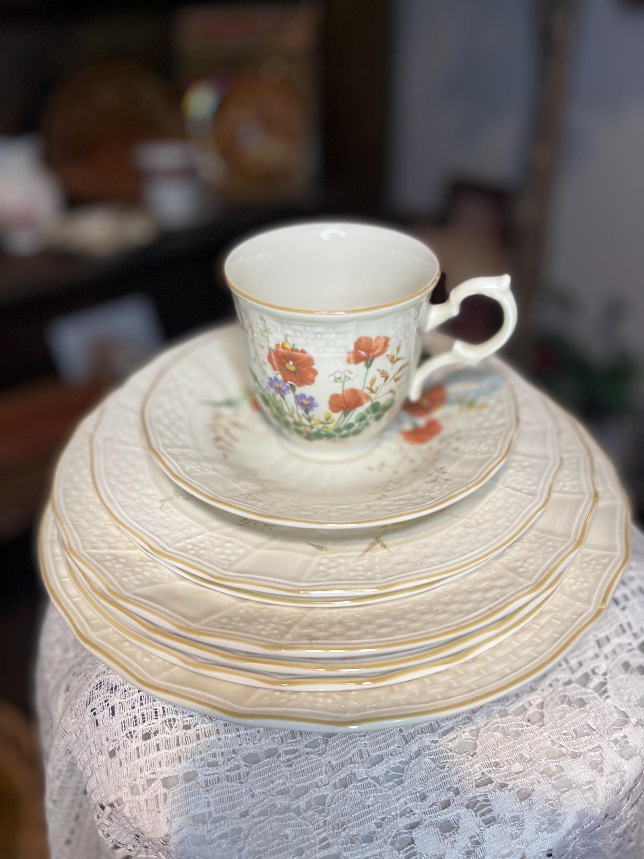 Dinnerware Set for 8 Mikasa - Etsy