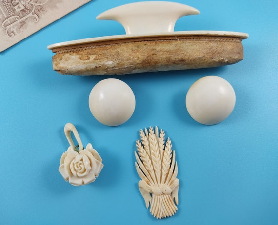Antique Jewelry Lot Pendant Clips-on-Earrings Bon… - image 2