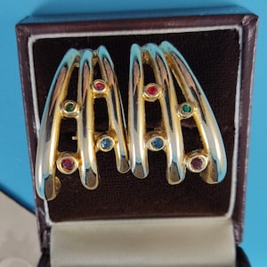 DAG signed Vintage Jewelry Clip-on-Earrings Rhinestones Glass Gold tone Metal Spain 1980-s