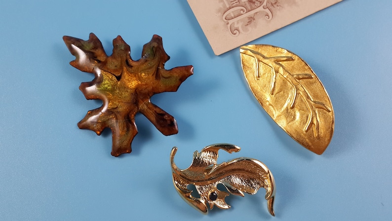 Vintage Jewelry Lot Brooches French Leafs signed Enamel Gold tone Metal 1970-1980-s