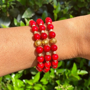 Red and Gold Bead Bracelet || Stretch Bracelet || Gold Spacers || 8mm Beads