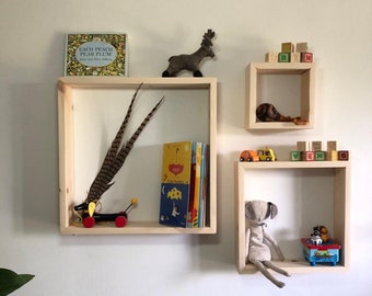 Square Floating Shelves - Rustic Square Frame - Solid Wood Cubes to Display Books, Plants, Candles and crystals