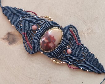 Micromacramé cuff bracelet / Mokaïte bracelet