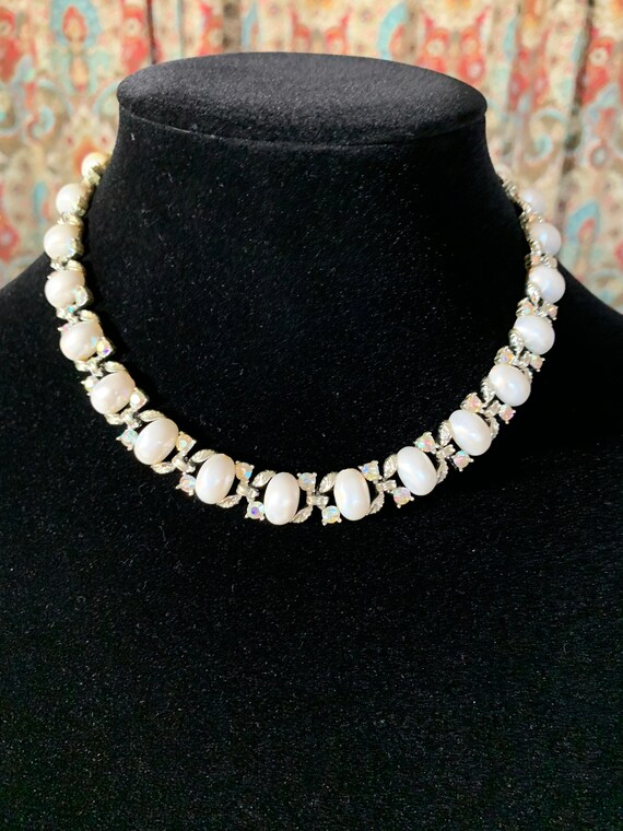 Vintage Lisner Necklace