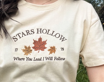 Broderad t-shirt med stjärnor H: Mysig hösttröja
