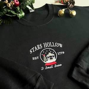 I Smell Snow Embroidered Sweater - Stars H Winter Cosy Sweatshirt