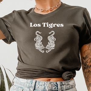 Los Tigres Tee | Gameday Kick off Tigers | Cute Tailgate Tee | Go Tigers Team Spirit