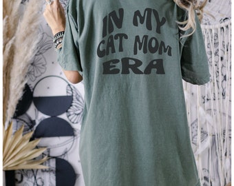 In meiner Katzenmama Ära, Comfort Colors, Unisex Garment Dyed T-Shirt. Katzen Mama T-Shirt. Süßes übergroßes Pet Mom T-Shirt.