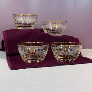 FOYO Small Clear Glass Bowls 6 Oz, Dipping Bowls, Dessert Bowls 5 Inch Set  of 3