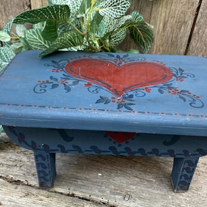 Step Stool-Plant Stand-Rustc Wood Stool-Heart Floral Design Wood Stool