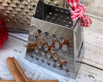 Stainless Steel Small Grater-Crafting