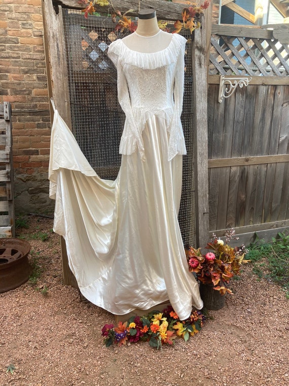 Vintage Wedding Dress-As Is Wedding Dress-Hallowee