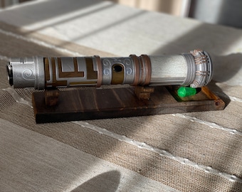Lightsaber Stand - Hilt Display  - Wooden - Universal - Lightsaber Desk mount