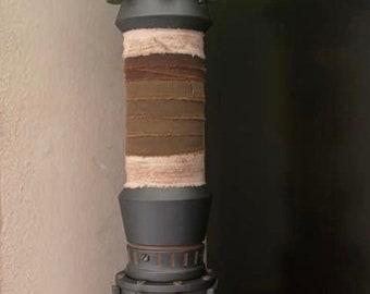 Lightsaber wall Mount  - Vertical - Universal Kit - Wooden