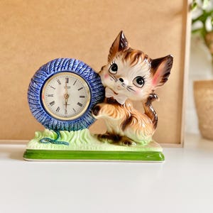 Cat Clock Kitchy Cat Clock Figurine Clock Landex Royal Craft Japan Figurine Clock Cat Kitten Feline Kitchy Kawaii