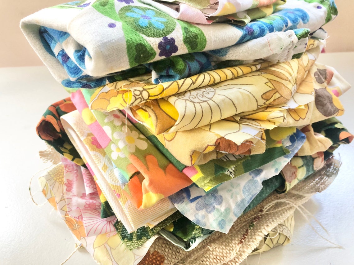 Huge Vintage large bundle fabric offcuts quilting flower power Etsy