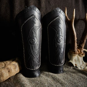 Handgemachte Wikinger Leder-Spangen &quot;HUGINN &MUNINN&quot;