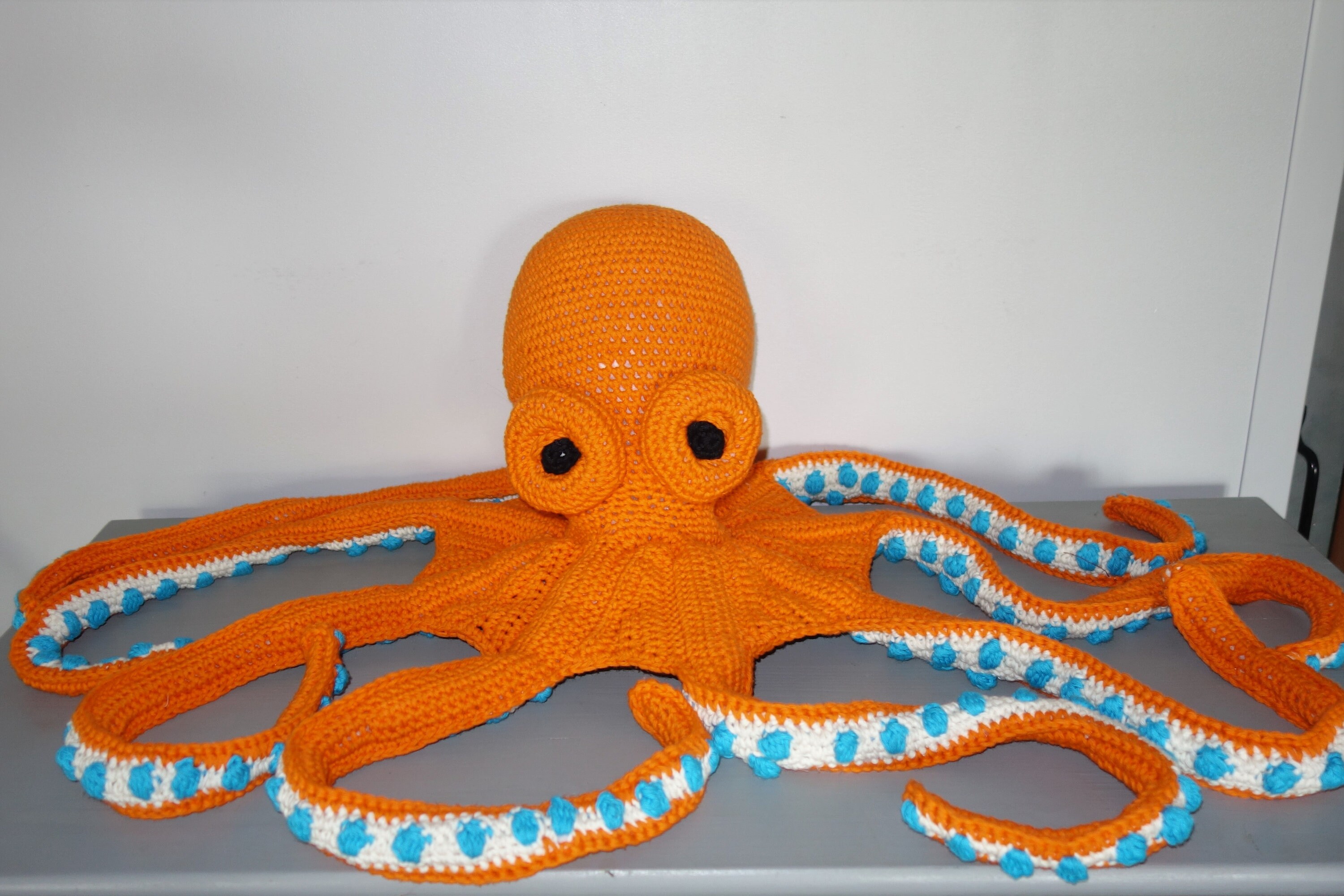 Pieuvre Géante Fait Main Au Crochet