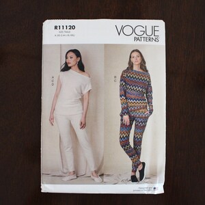 Lounge Set Vogue R11620 Misses' Top, Pants and Slippers, V1835 Close Fitting On Off Shoulder Top, Cropped Pants w Drawstring, Uncut w FF V2