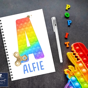 Cuaderno personalizado / Cuaderno para niños / Regalo de juguete Fidget / Cuaderno de juguete Fidget / Cuaderno para niños / Cuaderno para niñas / Relleno de medias