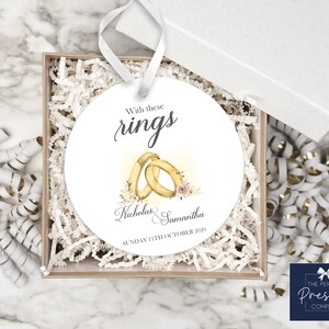 Adorno de boda de cerámica personalizada / recuerdo de boda personalizado / regalo de boda / novia / novio