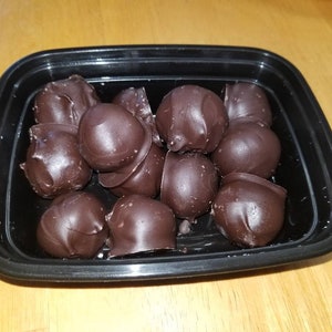 1/2 lb. Chocolate Peanut Butter Balls (13-15 balls)