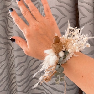 Autumn flower bracelet Wedding wrist corsage for bride, Bridal Weddding Accessory, Pine Cone Corsage, Gift for her