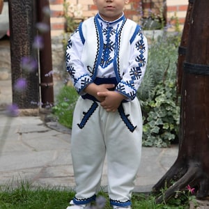Folk Nouveau Costume. Bulgarian folk costume