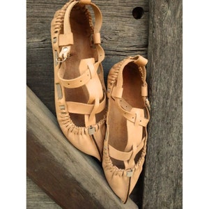 Handmade Cowhide Moccasins, Men&#39;s Grounding Shoes. Barefoot Moccasins
