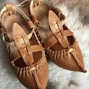 Handmade Cowhide Moccasins, Men&#39;s Grounding Shoes. Barefoot Moccasins