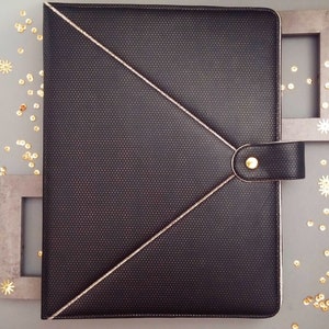 Funda de agenda A4 de cuero negro: Carpeta organizadora personalizada
