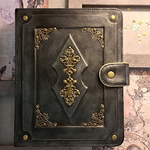 Copertina per diario Grimoire / Copertina magica lunare / Copertina in vera pelle per il libro delle ombre / Raccoglitore ad anelli 6 / Copertina in pelle A5 / Copertina per planner A5