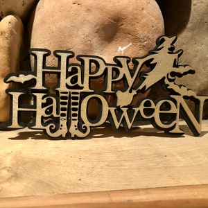 Signos de Halloween Feliz Halloween Pintado y en capas