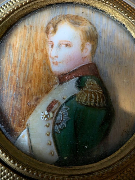 Napoleon miniature portrait on ormolu brass casket - image 2