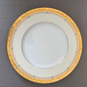 Mintons cabinet or cake plate 1925