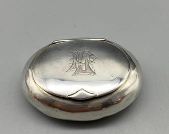 Pebble snuff box by E S Barnsley 1888